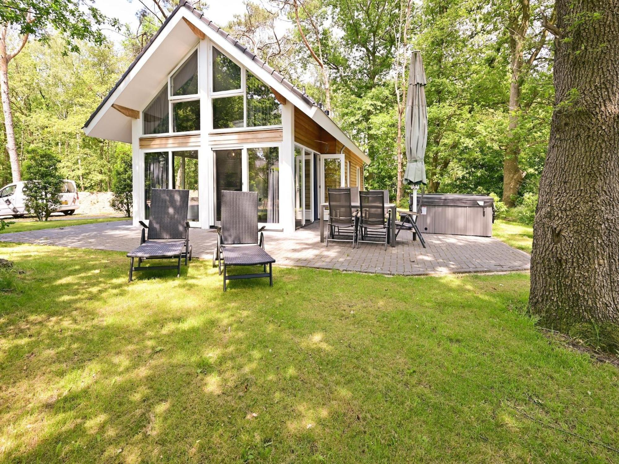 Chalet With Gorgeous View Of The Natural Surroundings Weerselo 外观 照片
